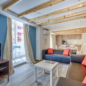 https://centrally-located-valletta-2-bedroom-loft.hotelssaintjulians.com